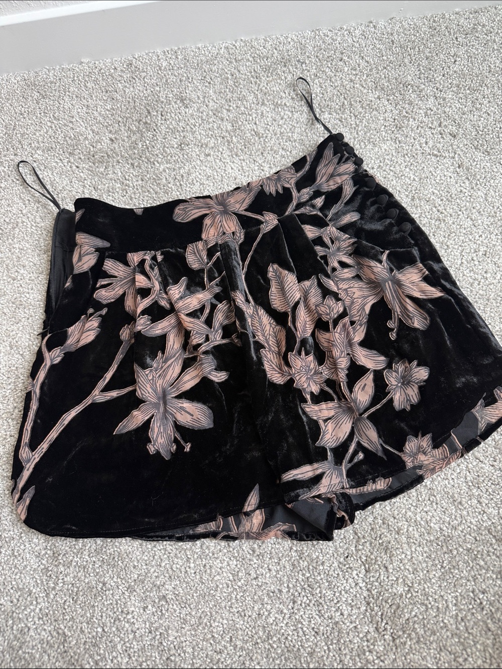 Lenon Black Velvet Floral feminine Print Shorts